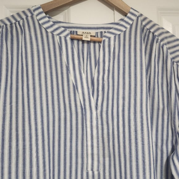 Blouse Blue And White Lightweight Women's Medium  a.n.a Brand - Picture 2 of 8
